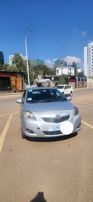 Toyota Yaris 1.3 VVT-i Automatic 2008 Silver