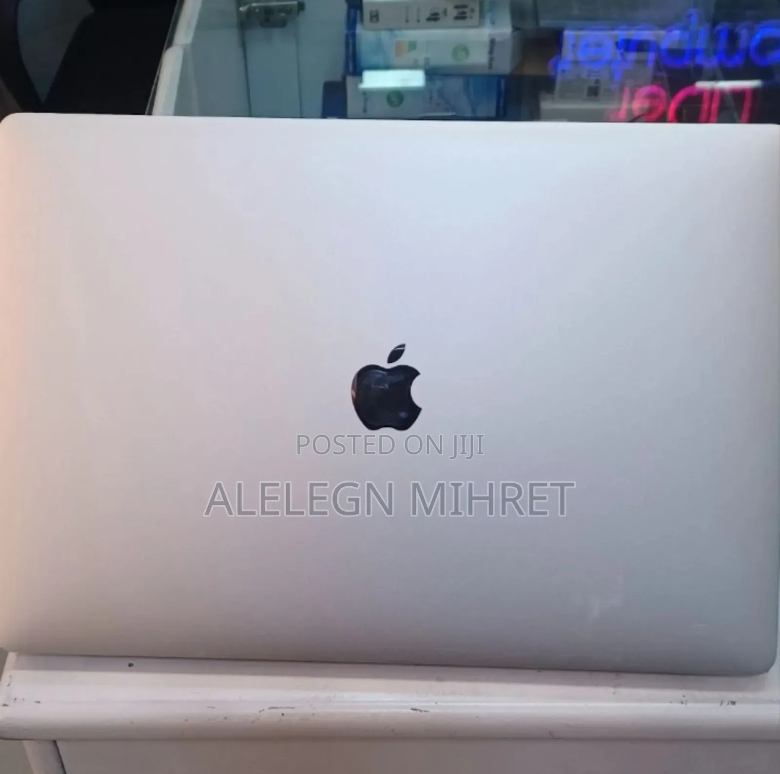 New Laptop Apple MacBook Pro 2019 16GB Intel Core I9 SSD 1T