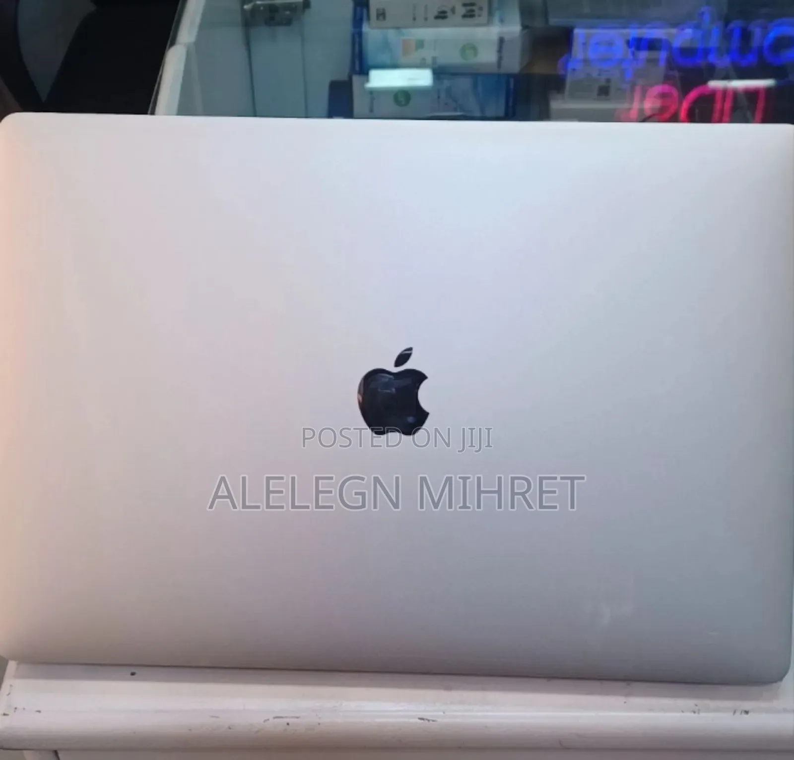 New Laptop Apple MacBook Pro 2019 16GB Intel Core I9 SSD 1T