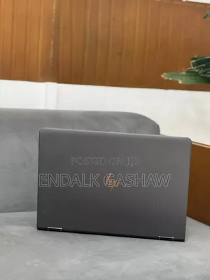 New Laptop HP Spectre X360 16GB Intel Core I7 SSD 512GB