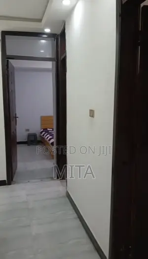 2bdrm Condo in መገናኛ ኮንዶሚኒየም 11ኛ, Bole for sale