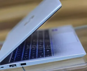 New Laptop HP ProBook 440 G8 16GB Intel Core I7 SSD 512GB