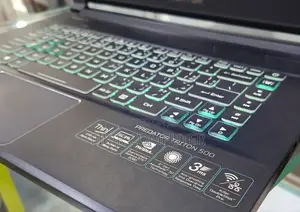 New Laptop Acer Predator Helios 300 16GB Intel Core I7 SSD 1T