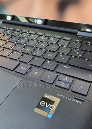 Photo - New Laptop HP Spectre 16GB Intel Core I7 SSD 1T