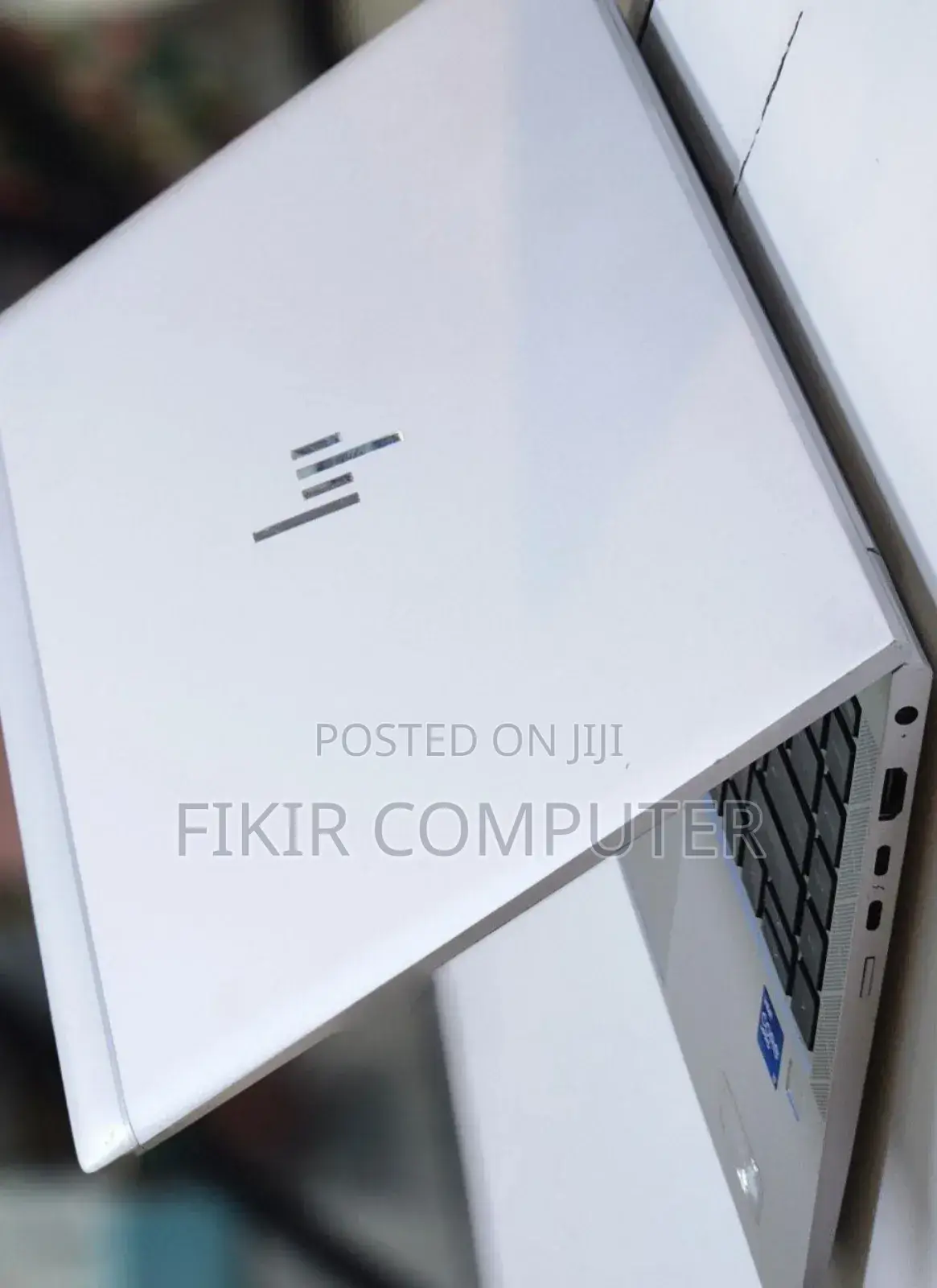 New Laptop HP EliteBook 840 G8 16GB Intel Core I7 SSD 512GB