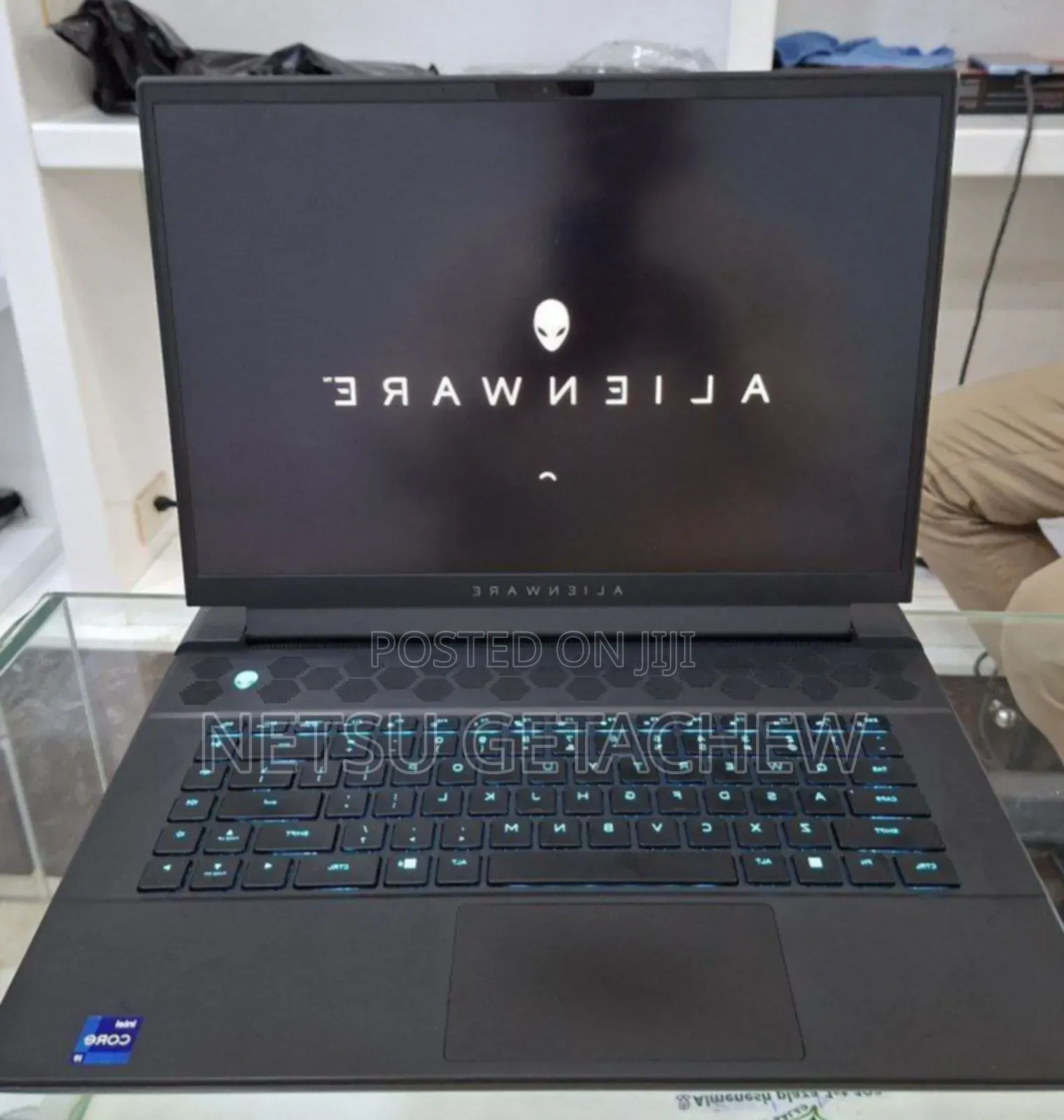 New Laptop Alienware M17x R2 16GB Intel Core I9 SSD 1T