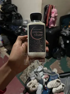 Photo - Bath Body Works Into the Night Body Lotion (236ml)
