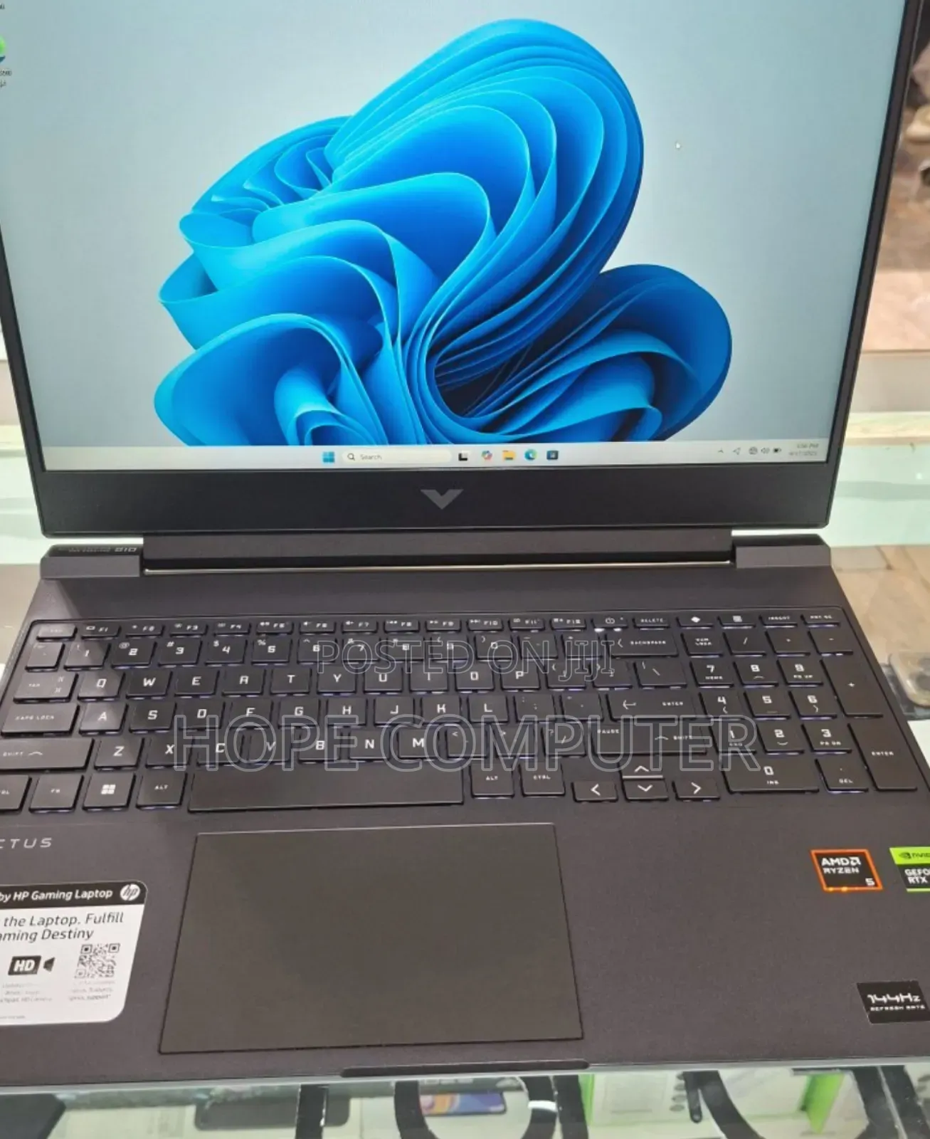 New Laptop HP Victus 15 32GB AMD Ryzen 5 SSD 1T