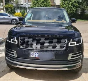 Photo - Land Rover Range Rover 2021 Black