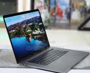 New Laptop Apple MacBook Pro 2017 16GB Intel Core I7 SSD 512GB