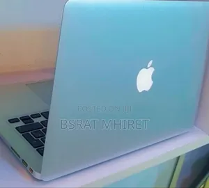 New Laptop Apple MacBook Air 2017 8GB Intel Core I5 SSD 256GB