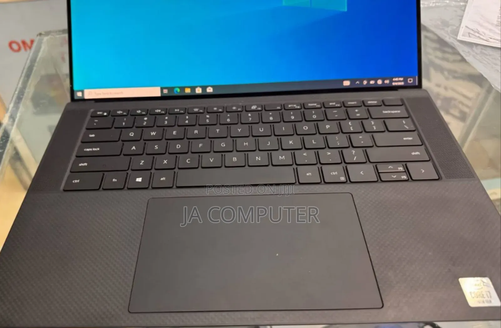 New Laptop Dell Precision 5540 16GB Intel Core I7 SSD 512GB