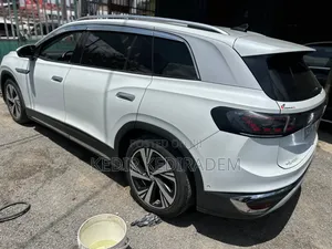 Volkswagen ID.6 2022 White