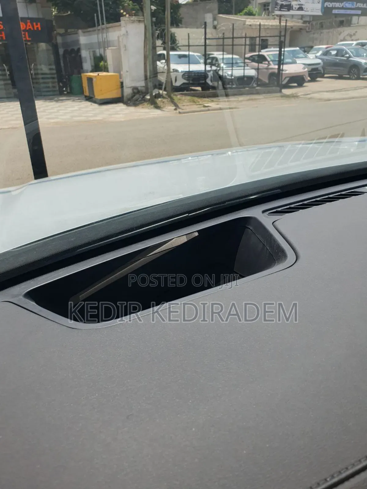 BYD Yuan Up 2025 Silver