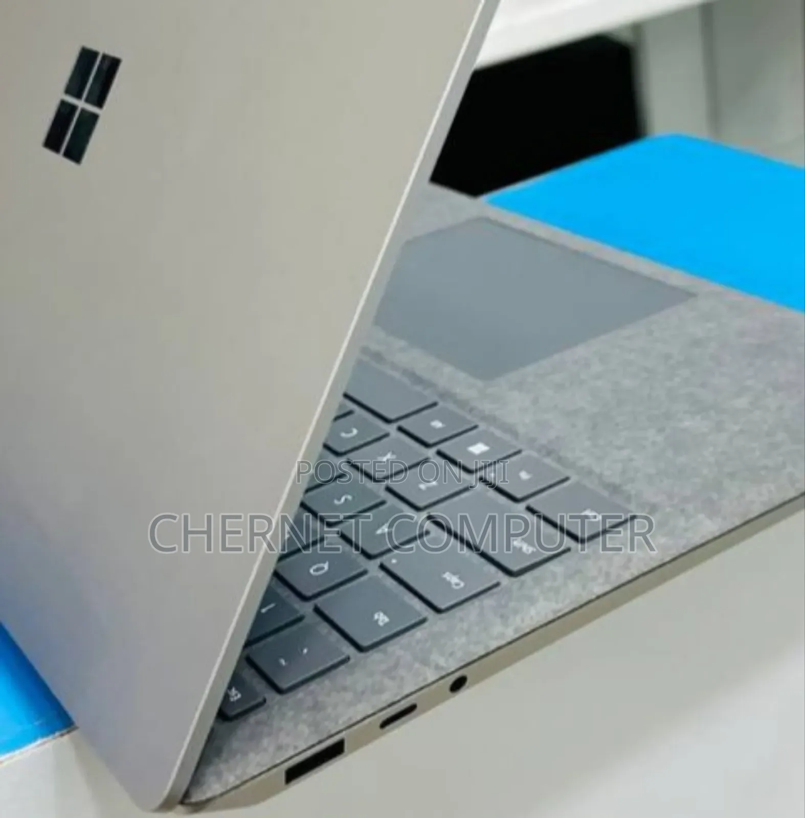 New Laptop Microsoft Surface 16GB Intel Core I7 SSD 512GB