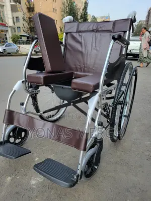 Photo - Toilet Wheelchair回古wheelchair\\Wheelchair邦父wheelchair