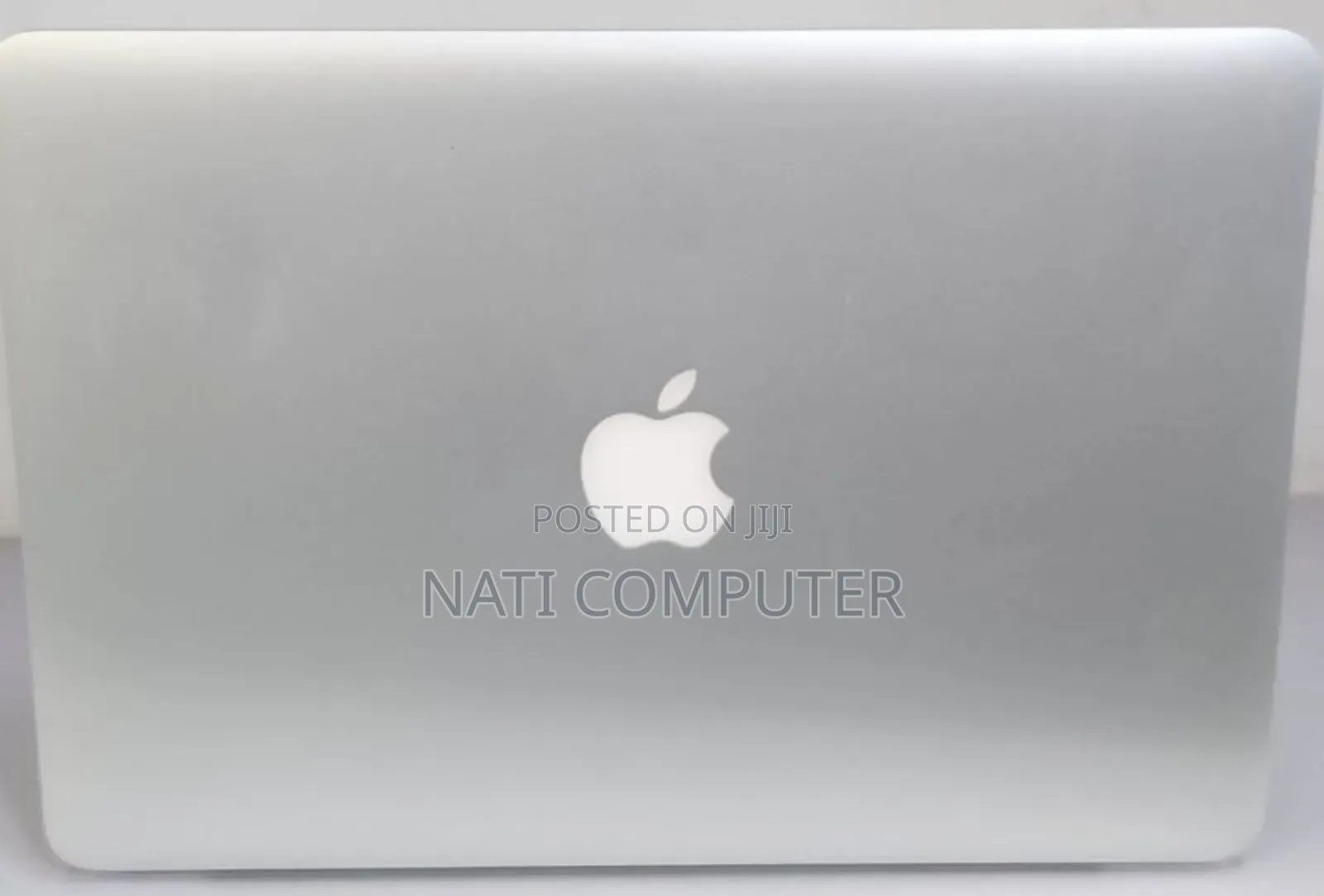 New Laptop Apple MacBook 2015 8GB Intel Core I5 SSD 256GB