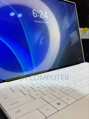 New Laptop Dell XPS 13 16GB Intel Core I7 SSD 512GB