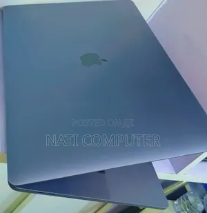 New Laptop Apple MacBook Pro 2017 16GB Intel Core I7 SSD 512GB