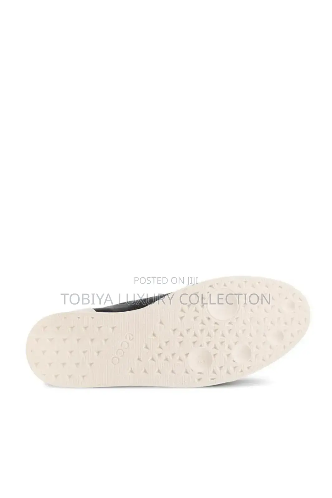 28000 Birr
Ecco Street Lite Leather Sneakers