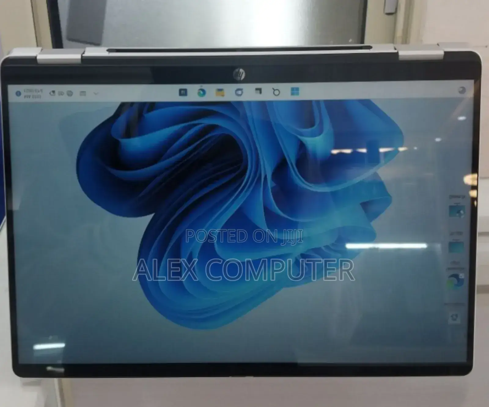 New Laptop HP OmniBook 5 14" 16GB SSD 1T