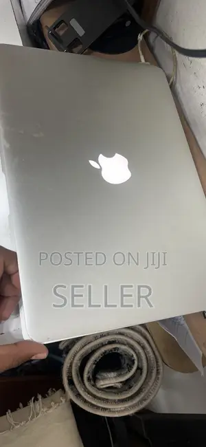 Laptop Apple MacBook Air 2014 4GB Intel Core I5 HDD 128GB