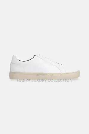 20,500 Birr
Gordon Bros Leather Sneakers