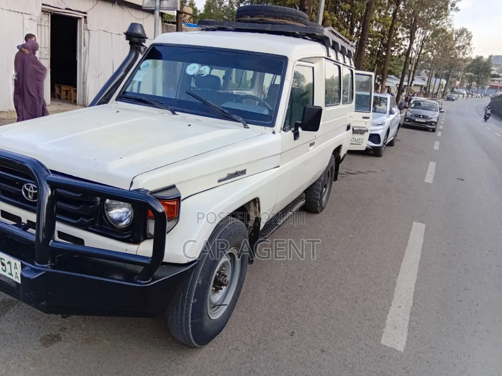 Toyota Land Cruiser 2006 White