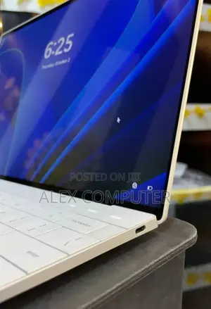 New Laptop Dell XPS 13 16GB Intel Core I7 SSD 512GB