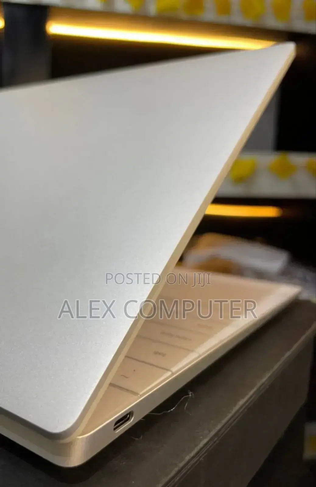 New Laptop Dell XPS 13 16GB Intel Core I7 SSD 512GB