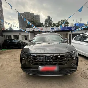 Photo - Hyundai Tucson 2021 Black