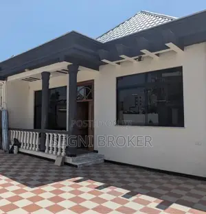 5bdrm Villa in Semet 72, Bole for sale