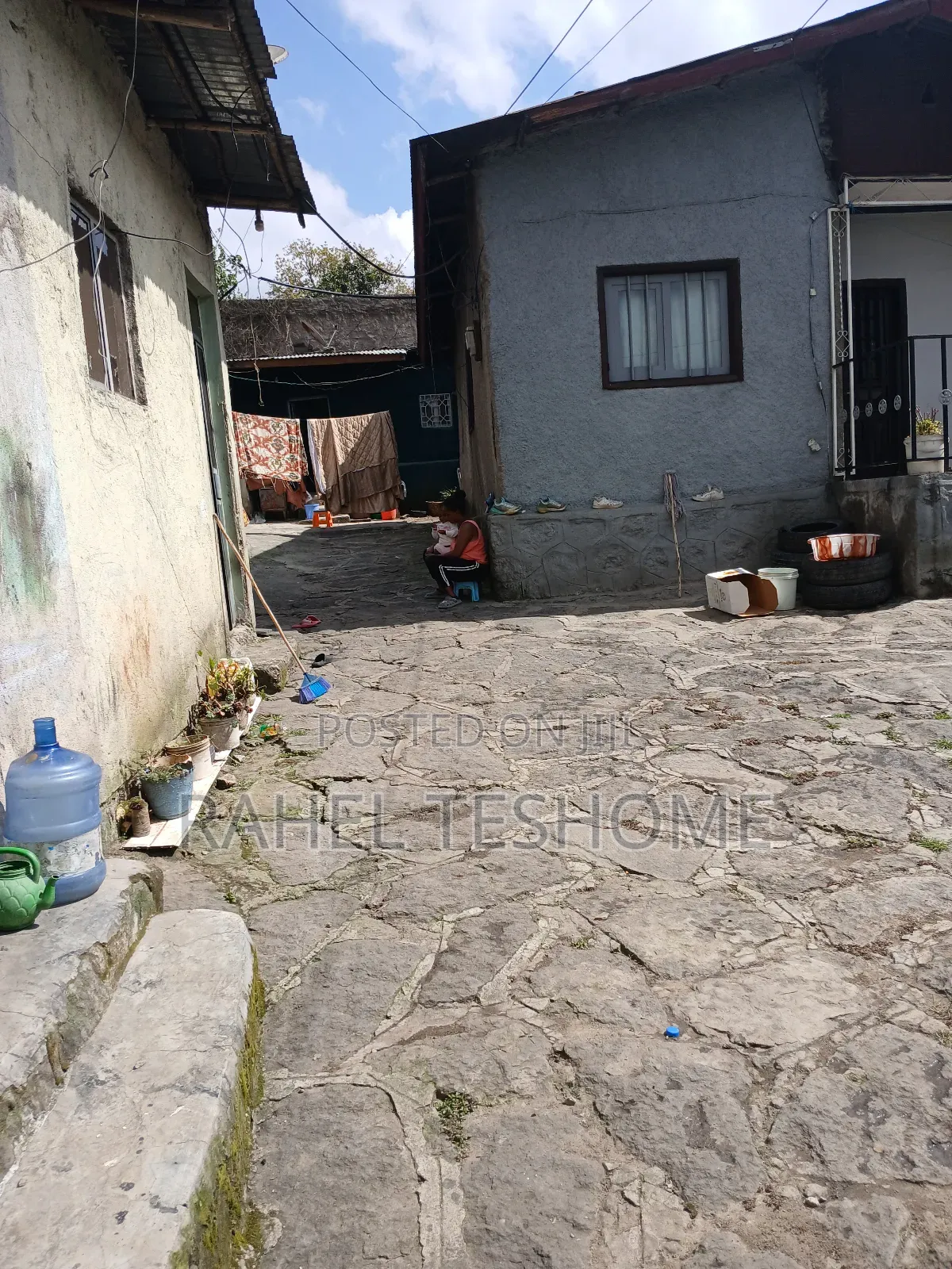 2bdrm House in Nifas Silk-Lafto for sale