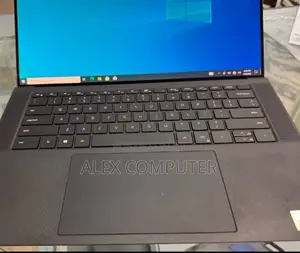 New Laptop Dell 16GB Intel Core I7 SSD 512GB