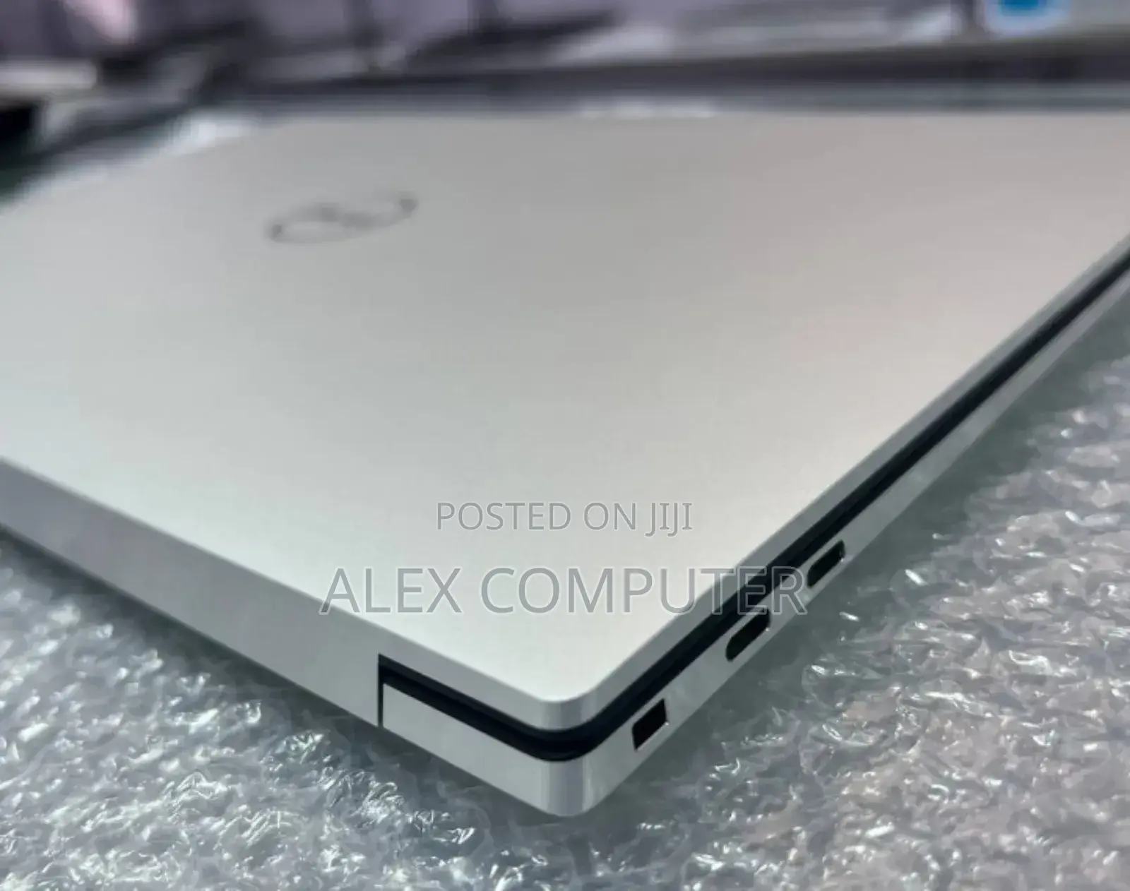 New Laptop Dell 16GB Intel Core I7 SSD 512GB