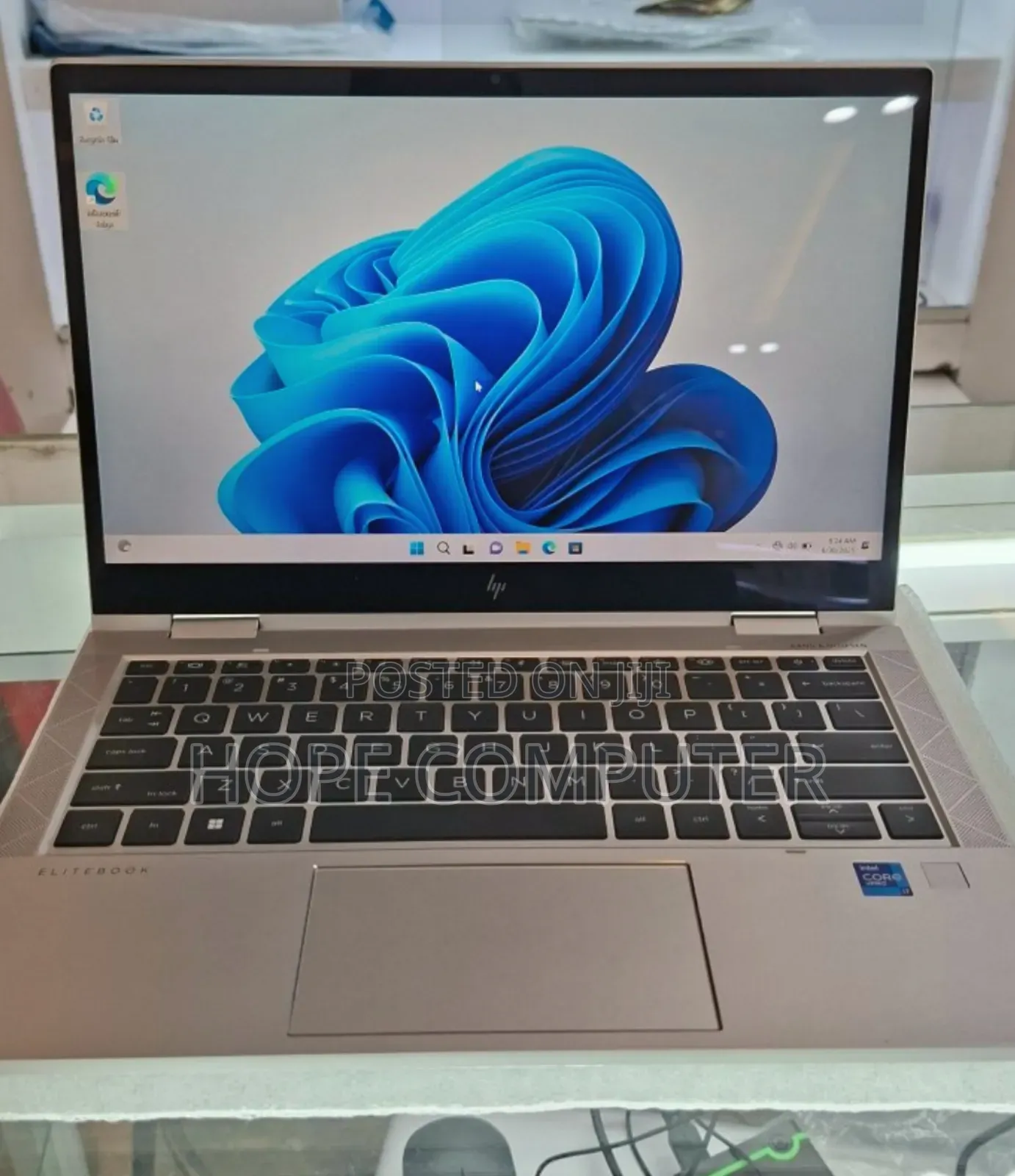 New Laptop HP EliteBook 830 G8 32GB Intel Core I7 SSD 512GB