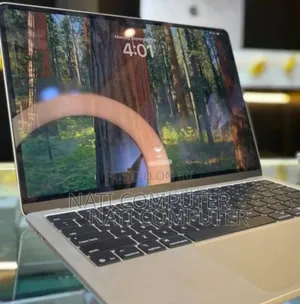 New Laptop Apple MacBook Air 2022 M2 8GB Intel Core i7 SSD 256GB