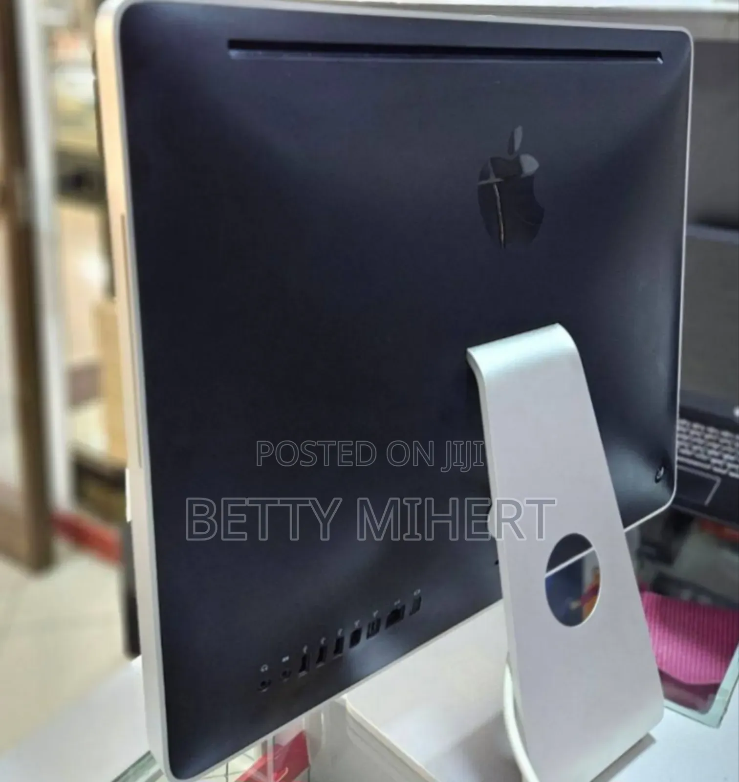 New Desktop Computer Apple iMac 4GB Intel Core I5 HDD 500GB