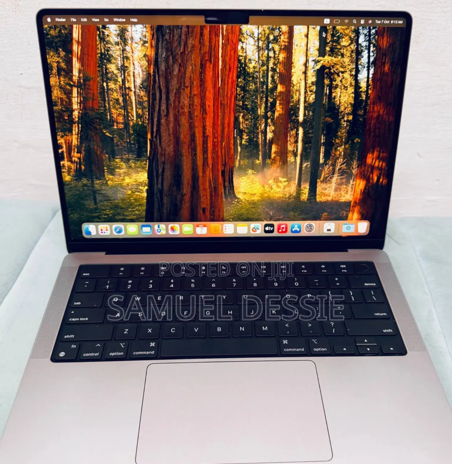 New Laptop Apple MacBook Pro 2020 M1 16GB Apple M1 SSD 512GB