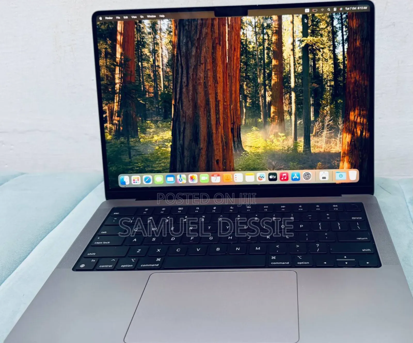 New Laptop Apple MacBook Pro 2020 M1 16GB Apple M1 SSD 512GB