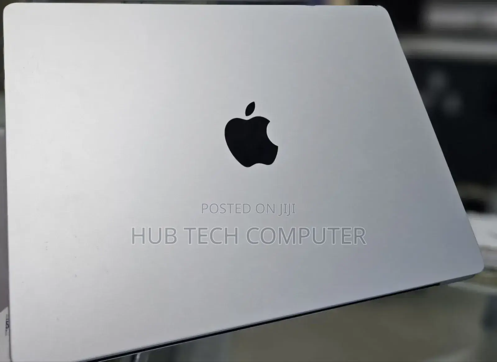 New Laptop Apple MacBook Pro 2023 M3 Max 14-Inch 8GB Apple M3 SSD 512GB