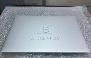 New Laptop Dell Precision 15 3520 16GB Intel Core I7 SSD 512GB