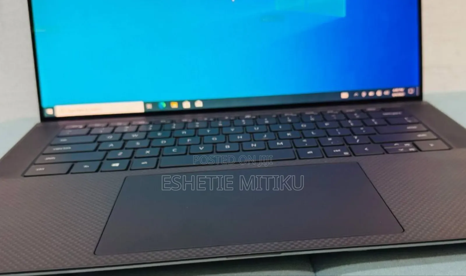 New Laptop Dell Precision 15 3520 16GB Intel Core I7 SSD 512GB