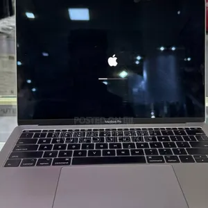 Photo - New Laptop Apple MacBook Pro 2017 8GB Intel Core I5 SSD 128GB