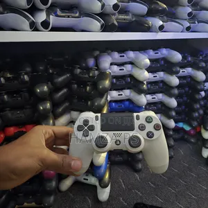 Photo - Playstation 4 Joystick ብዛት
