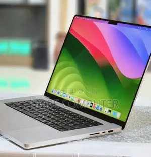 New Laptop Apple MacBook Pro M1 32GB Apple M1 Pro SSD 512GB