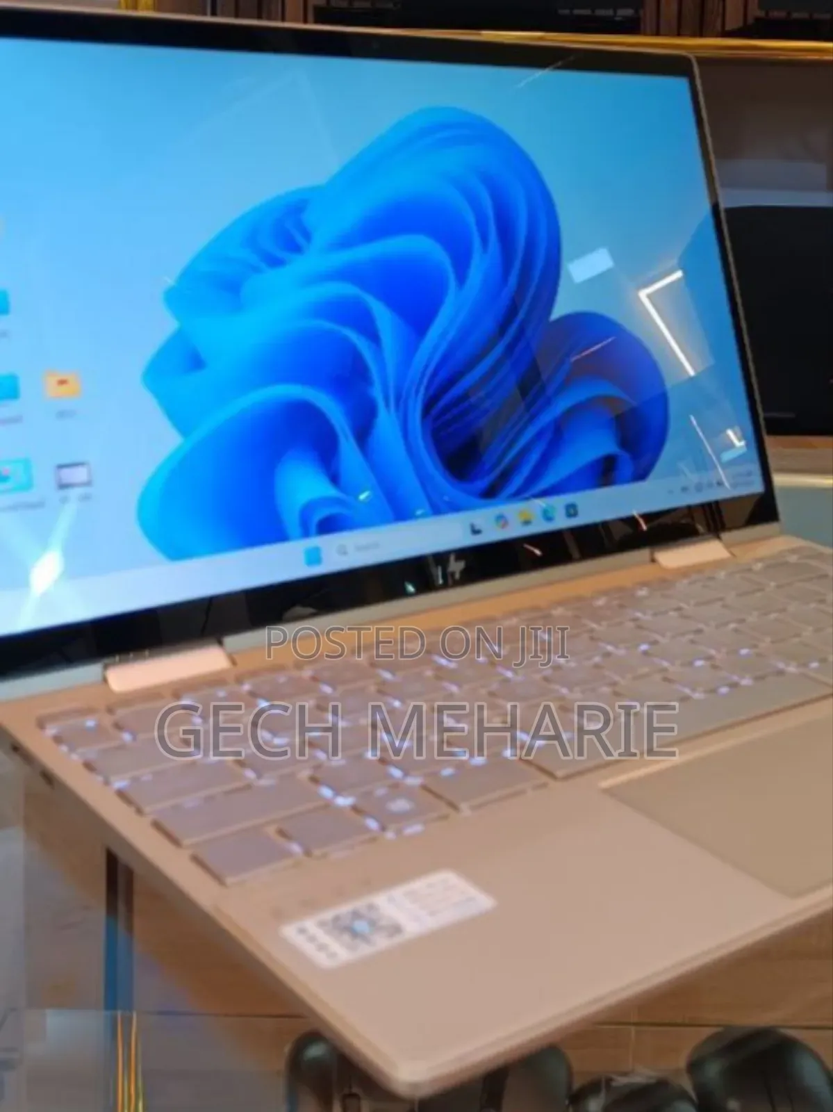 New Laptop HP Envy X360 8GB Intel Core I5 SSD 512GB