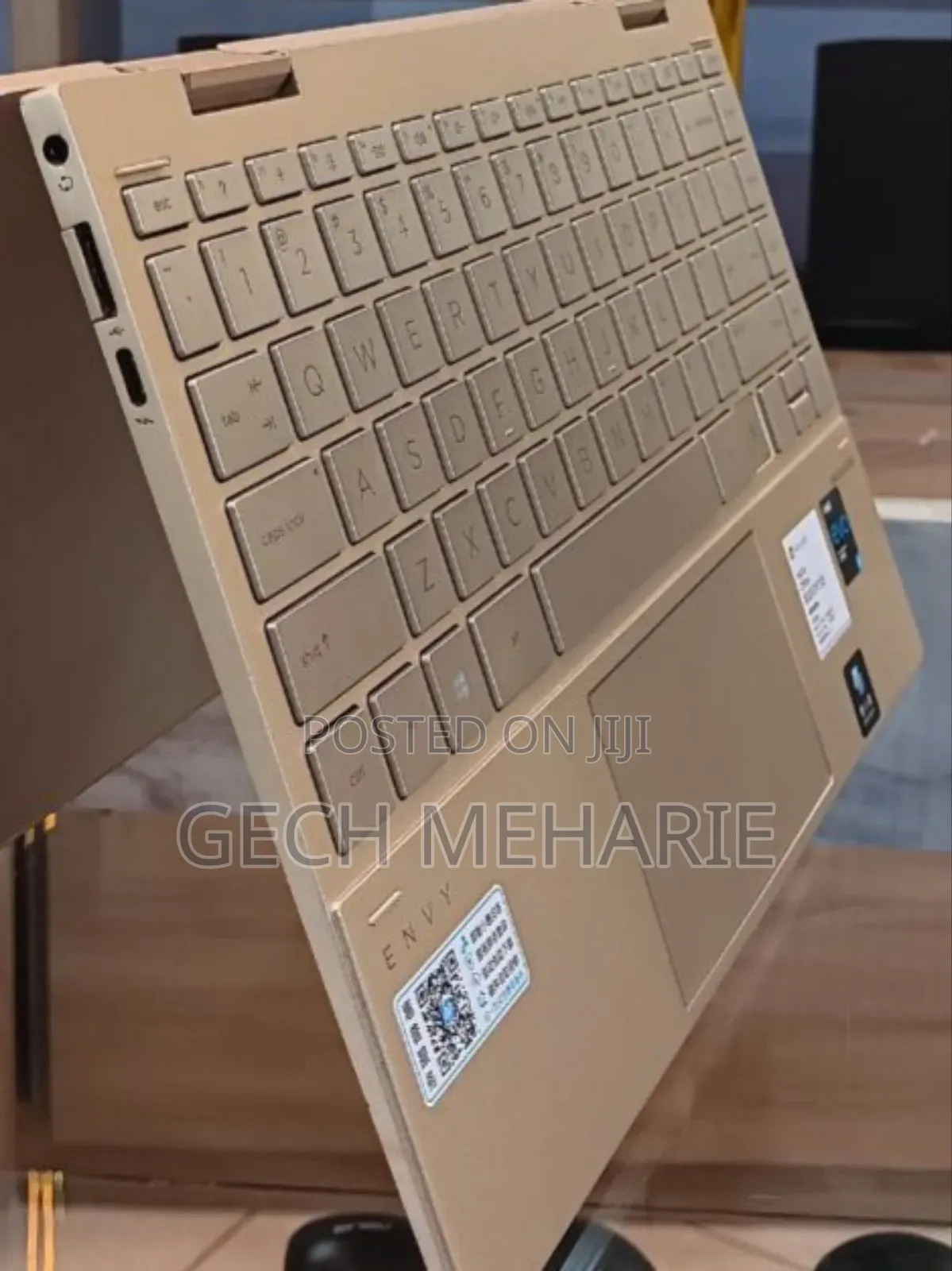 New Laptop HP Envy X360 8GB Intel Core I5 SSD 512GB