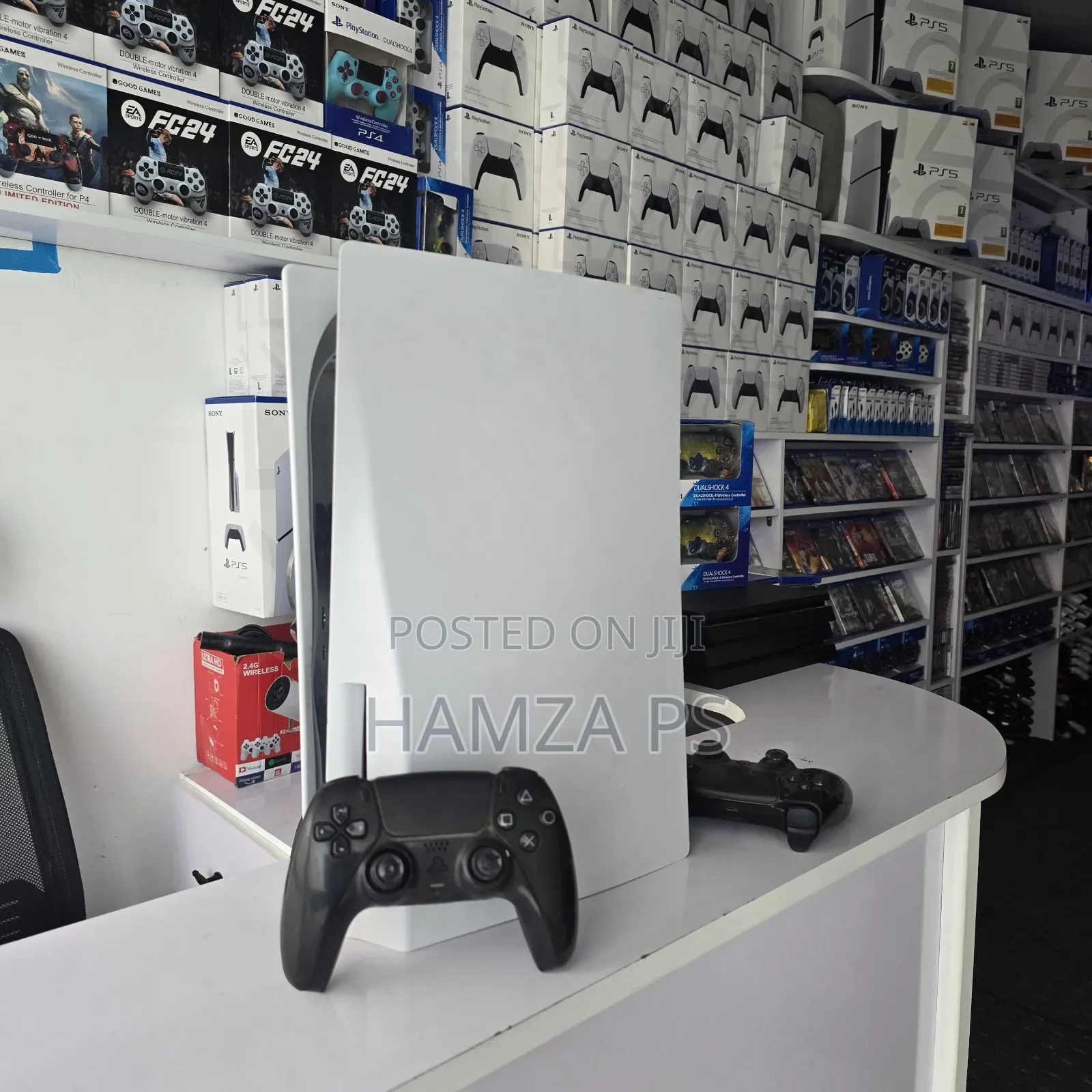 Playstation 5 Fat Wit 2 Black Joystick and Games