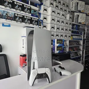 Playstation 5 Fat Wit 2 Black Joystick and Games